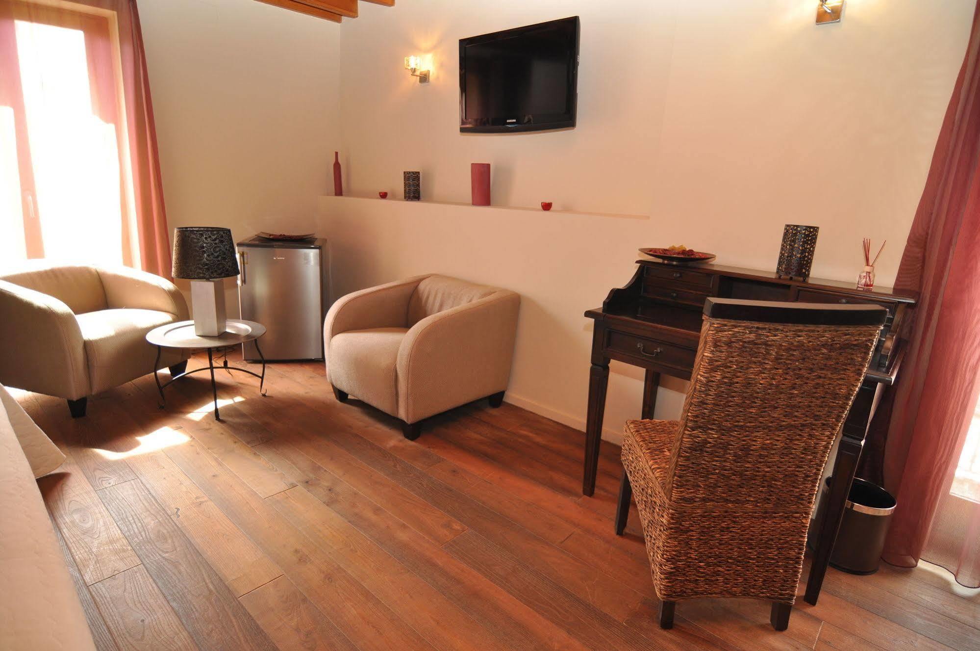 Hostal De Cabrit 圣马特奥 外观 照片